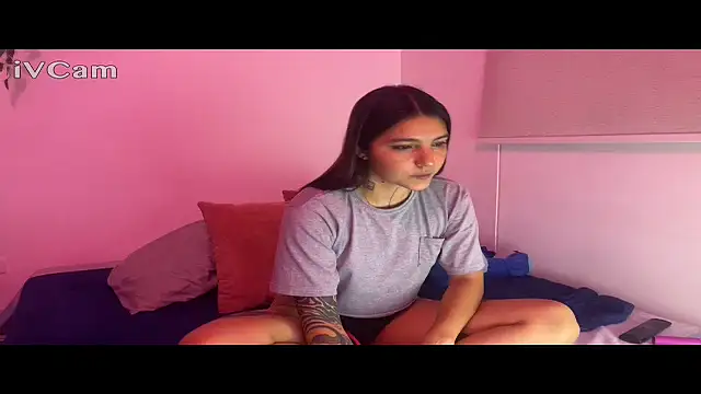 SurpriseMadlicia online show from September 2025 03:50:01 AM