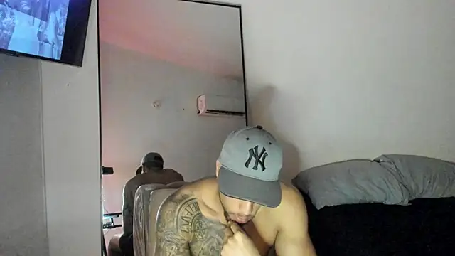 ThiagoLugo online show from September 2025 06:40:02 PM