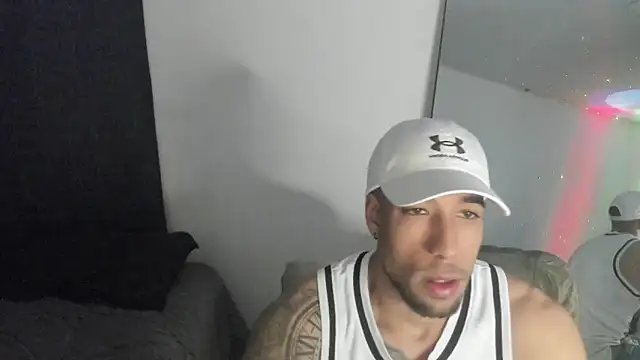 ThiagoLugo online show from March 2026 03:01:02 AM