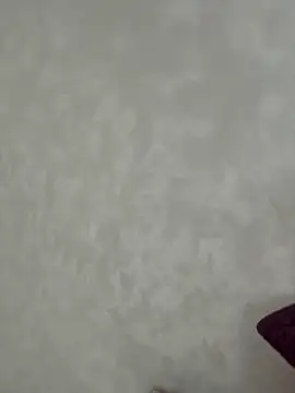 Hannah xBaby online show from October 2025 11:05:02 AM