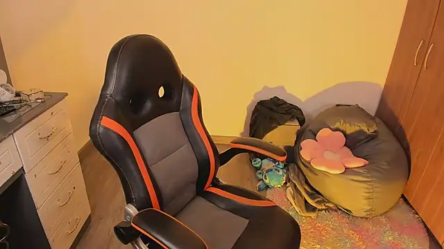 Verolake online show from October 2025 03:18:01 PM