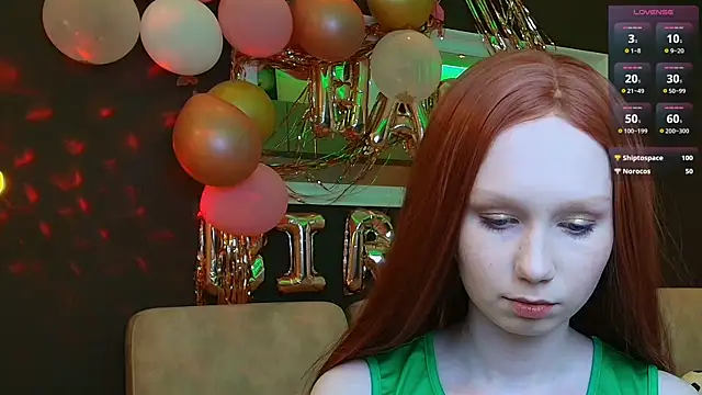 FoxyMira online show from June 2026 05:28:01 PM