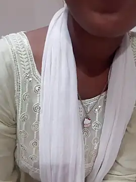 Snapshot of AnkitaDevi chatting on September 2025 03:39:02 AM AnkitaDevi online show from September 2025 03:39:02 AM