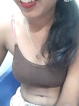 Snapshot of AnkitaDevi chatting on September 2025 06:13:01 AM AnkitaDevi online show from September 2025 06:13:01 AM