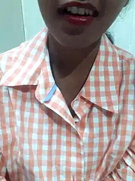 Snapshot of AnkitaDevi chatting on September 2025 03:41:02 AM AnkitaDevi online show from September 2025 03:41:02 AM