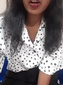 Snapshot of AnkitaDevi chatting on September 2025 04:06:01 AM AnkitaDevi online show from September 2025 04:06:01 AM