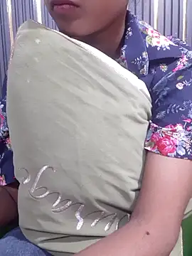 Snapshot of AnkitaDevi chatting on November 2025 04:01:02 AM AnkitaDevi online show from November 2025 04:01:02 AM