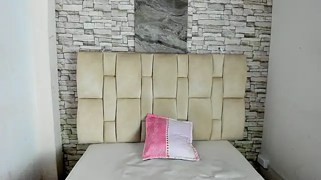 Celesste doll online show from December 2025 01:20:02 PM