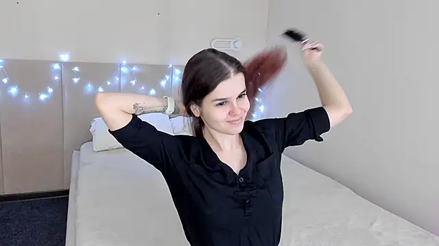 Snapshot of Infinity_Ti chatting on January 2026 01:41:02 AM Infinity Ti online show from January 2026 01:41:02 AM