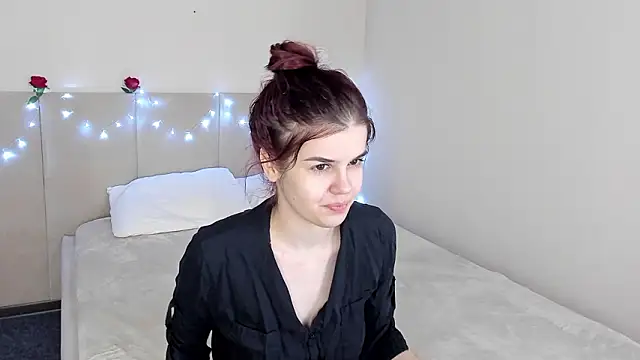 Snapshot of Infinity_Ti chatting on February 2026 02:00:01 AM Infinity Ti online show from February 2026 02:00:01 AM