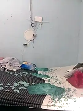 miroqui143 online show from November 2025 11:40:02 PM