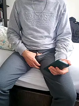 esmerkralkobra online show from November 2025 10:01:02 AM