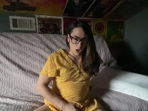 mayra mayhem online show from February 2026 02:32:02 PM