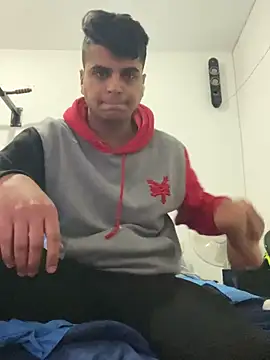 Noam7080z online show from March 2026 08:42:01 AM