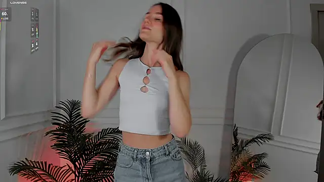 Snapshot of _Clare_Florence_ chatting on September 2025 01:35:01 PM  Clare Florence  online show from September 2025 01:35:01 PM