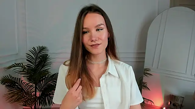 Snapshot of _Clare_Florence_ chatting on October 2025 01:31:02 PM  Clare Florence  online show from October 2025 01:31:02 PM