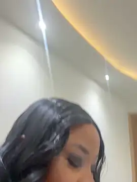 Elie-3 online show from March 2026 04:32:01 PM