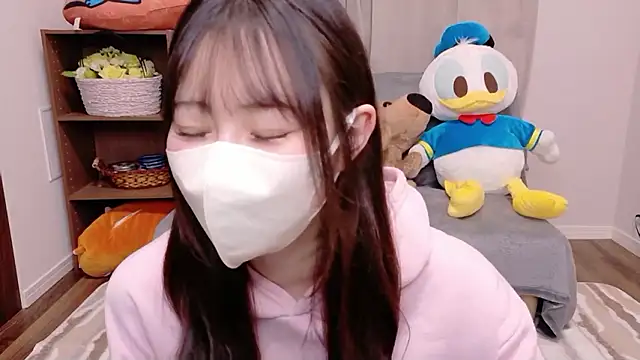 MOEMOE-Q online show from October 2025 03:24:01 PM