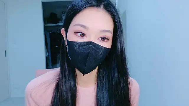 Snapshot of ramuchan_desu chatting on October 2025 01:36:02 AM ramuchan desu online show from October 2025 01:36:02 AM