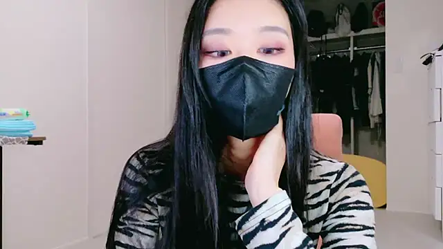 Snapshot of ramuchan_desu chatting on October 2025 02:12:02 AM ramuchan desu online show from October 2025 02:12:02 AM