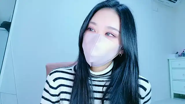 Snapshot of ramuchan_desu chatting on November 2025 02:23:02 AM ramuchan desu online show from November 2025 02:23:02 AM