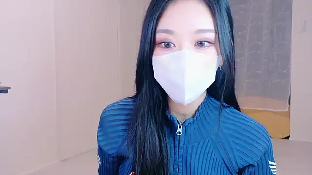 Snapshot of ramuchan_desu chatting on November 2025 01:33:02 AM ramuchan desu online show from November 2025 01:33:02 AM