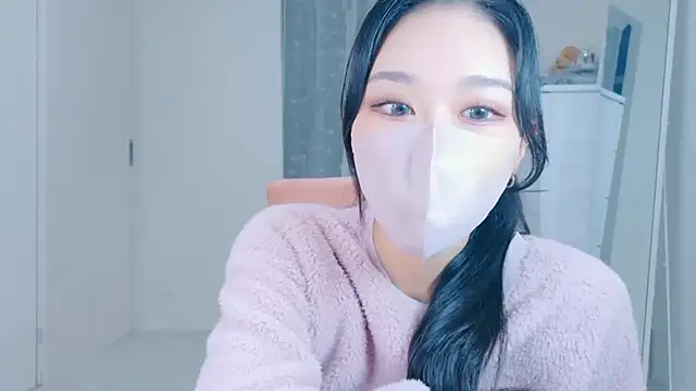 Snapshot of ramuchan_desu chatting on November 2025 01:26:02 AM ramuchan desu online show from November 2025 01:26:02 AM