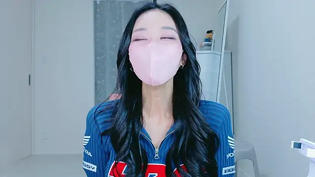 ramuchan desu online show from April 2026 12:24:02 AM