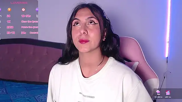 Snapshot of Sarahcutexoxox chatting on November 2025 02:02:02 AM Sarahcutexoxox online show from November 2025 02:02:02 AM