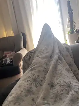 Snapshot of Galal_22 chatting on April 2026 06:18:01 AM Galal 22 online show from April 2026 06:18:01 AM