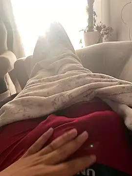 Snapshot of Galal_22 chatting on April 2026 03:51:01 AM Galal 22 online show from April 2026 03:51:01 AM