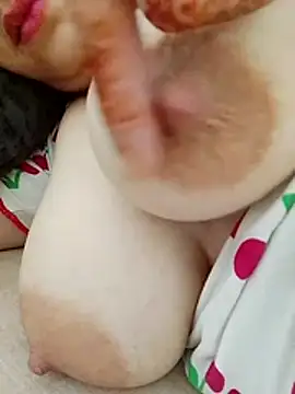 Snapshot of samoomaaa chatting on October 2025 08:44:01 AM samoomaaa online show from October 2025 08:44:01 AM