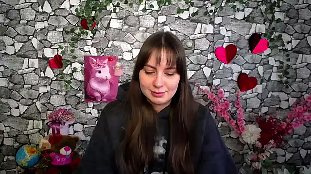 Amanda Bright  online show from February 2026 12:43:02 PM