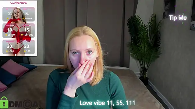 Snapshot of Anna_Chelsea chatting on December 2025 11:00:01 PM Anna Chelsea online show from December 2025 11:00:01 PM