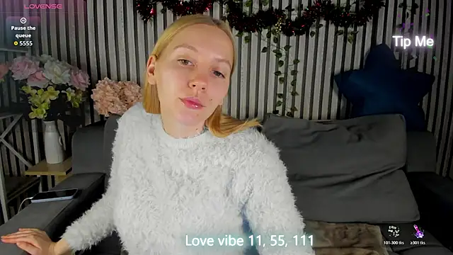 Snapshot of Anna_Chelsea chatting on January 2026 01:00:02 AM Anna Chelsea online show from January 2026 01:00:02 AM