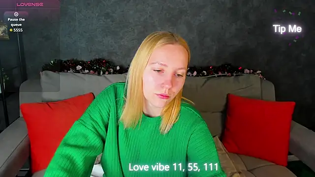 Snapshot of Anna_Chelsea chatting on January 2026 12:25:02 AM Anna Chelsea online show from January 2026 12:25:02 AM