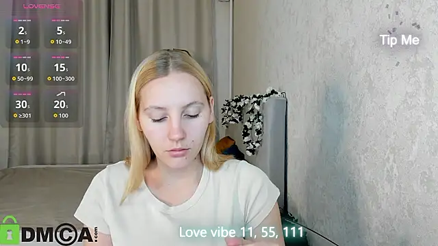 Snapshot of Anna_Chelsea chatting on February 2026 01:04:01 AM Anna Chelsea online show from February 2026 01:04:01 AM