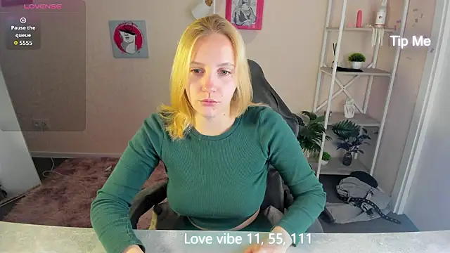 Snapshot of Anna_Chelsea chatting on February 2026 12:40:02 AM Anna Chelsea online show from February 2026 12:40:02 AM