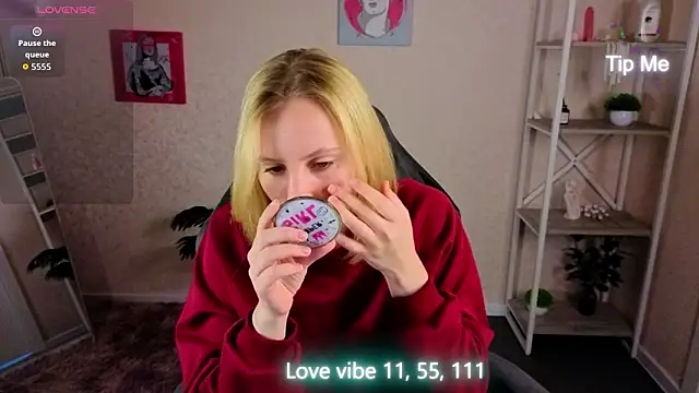 Snapshot of Anna_Chelsea chatting on March 2026 01:00:01 AM Anna Chelsea online show from March 2026 01:00:01 AM