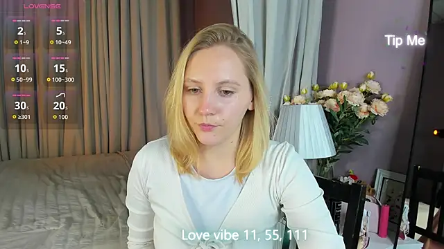 Snapshot of Anna_Chelsea chatting on April 2026 02:20:02 AM Anna Chelsea online show from April 2026 02:20:02 AM