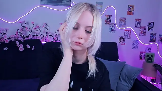 Megan--chan online show from January 2026 05:49:02 PM