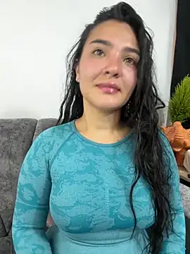 meli  brown online show from December 2025 04:21:01 AM