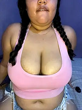 qxmila1 online show from October 2025 04:07:02 PM