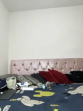 shanell saenz online show from September 2025 10:43:02 PM