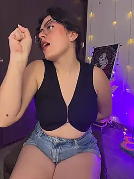 Katheerine online show from November 2025 02:54:02 AM