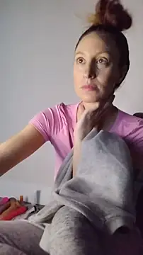 AnneNay online show from February 2026 01:01:02 AM