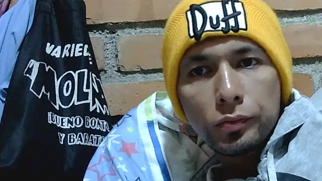 Boycumlatino online show from March 2026 01:27:01 PM