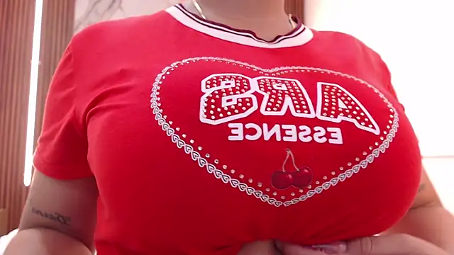 Snapshot of aixa_show chatting on February 2026 12:32:02 PM aixa show online show from February 2026 12:32:02 PM