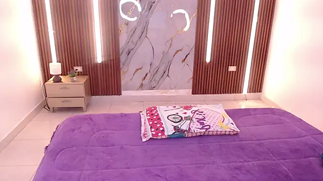 aixa show online show from April 2026 01:00:02 PM