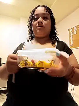 KITY HILL online show from April 2026 12:46:02 AM